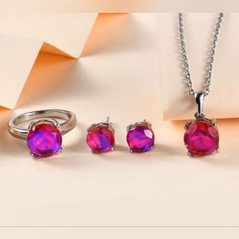 Volcanic Quartz‎ Ring, Earrings and Pendant Necklace